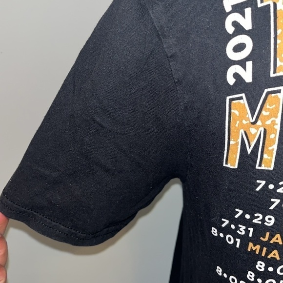 Green Day Band Hella Mega Tour Shirt Music Rock Band 2 Sides T Shirt Size Small - Picture 6 of 9